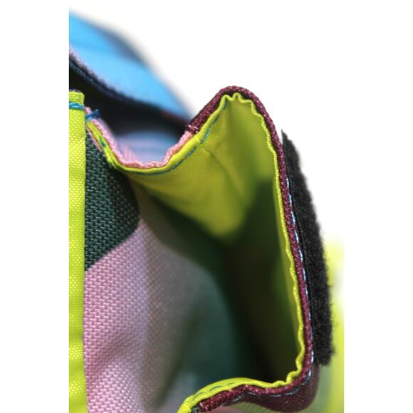 Kavu Crossbody Backpack Beach Hiking Rope Sling Bag Multicolor Mountain Fade - Picture 9 of 16